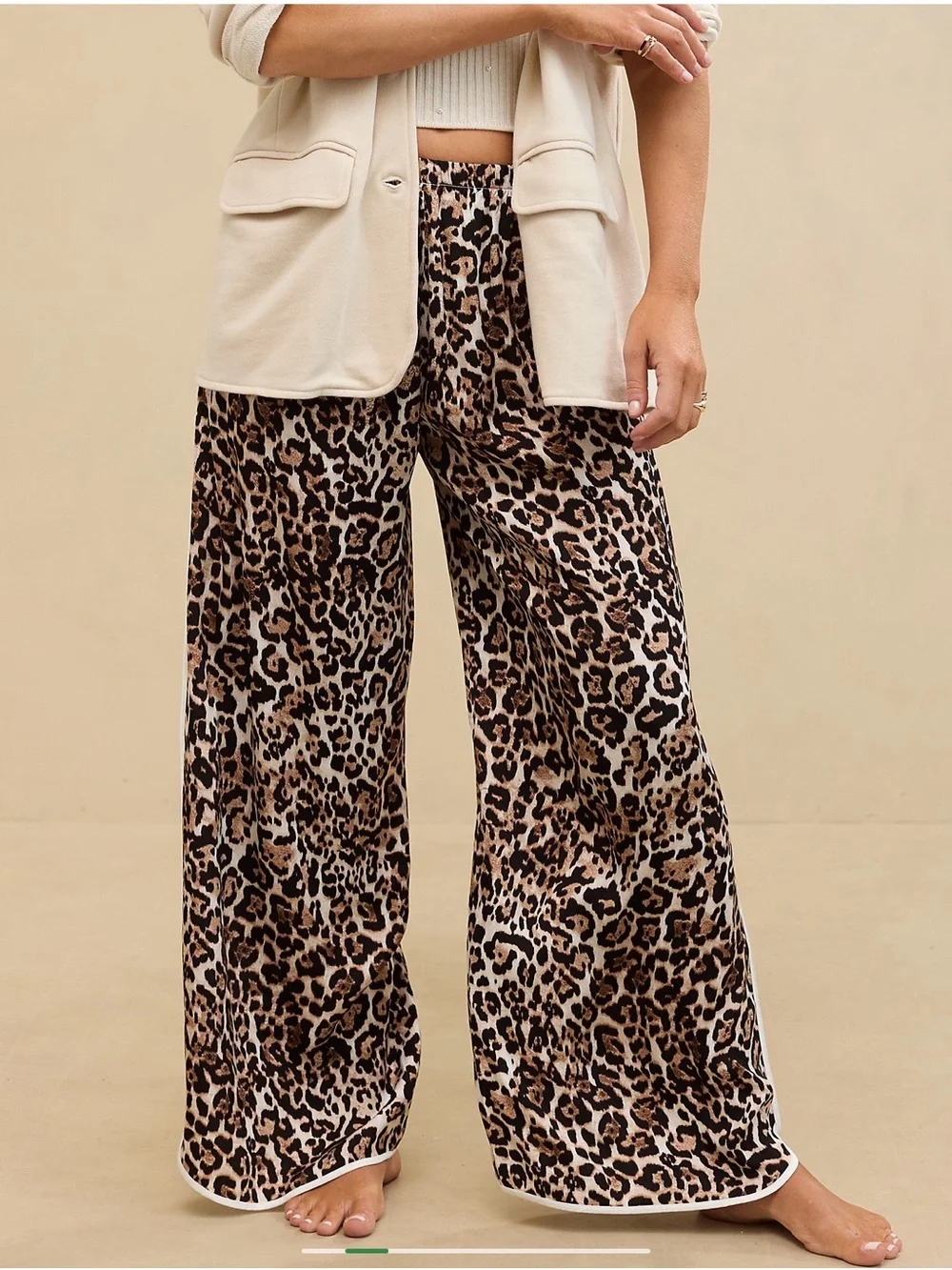 NWT Aerie Off-Duty Satin Piping Pants - Leopard Print Size XL *sold out* - Picture 1 of 6